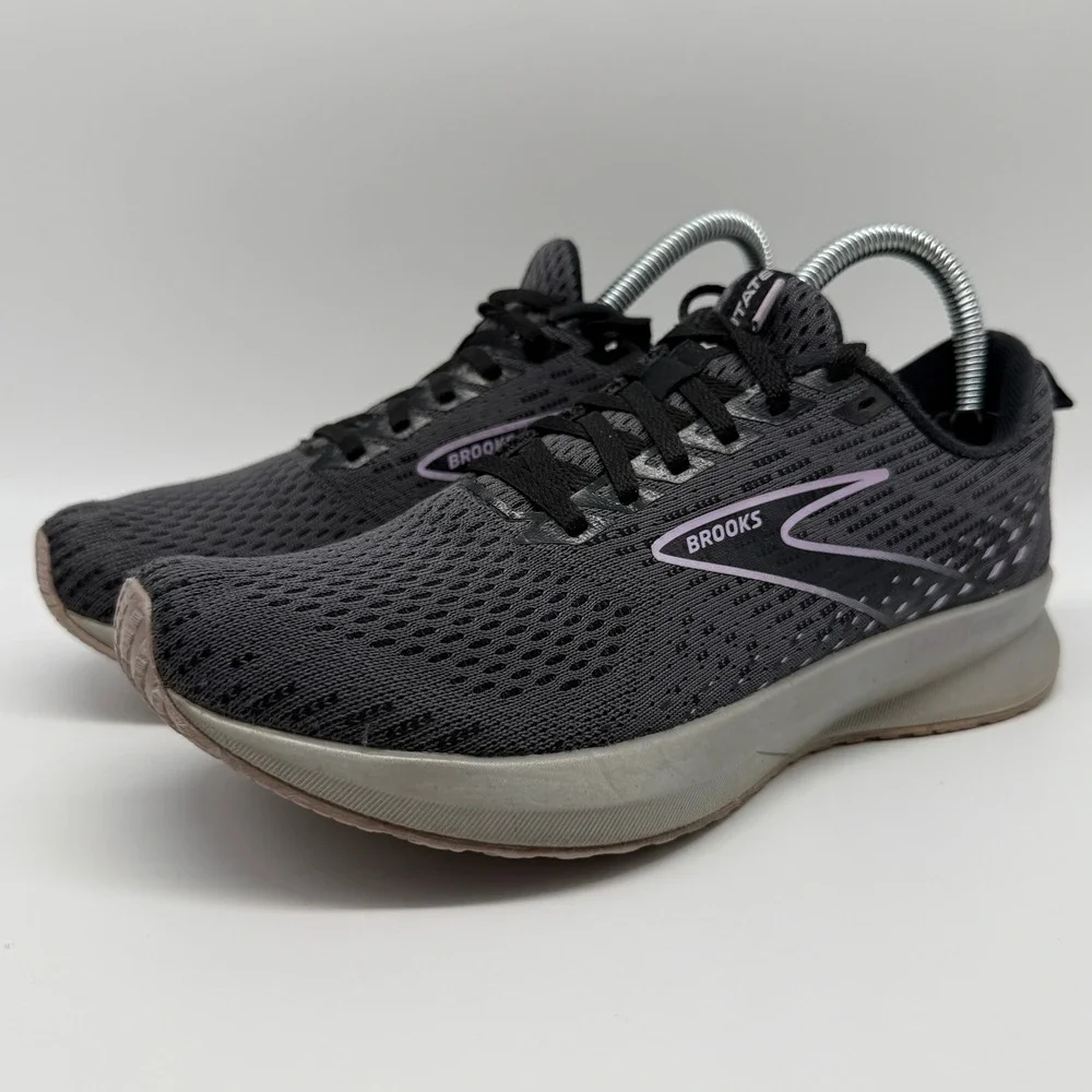 Brooks Levitate 5 Running Shoes Gray Lilac Neutral Knit 1203571B080 Womens 8